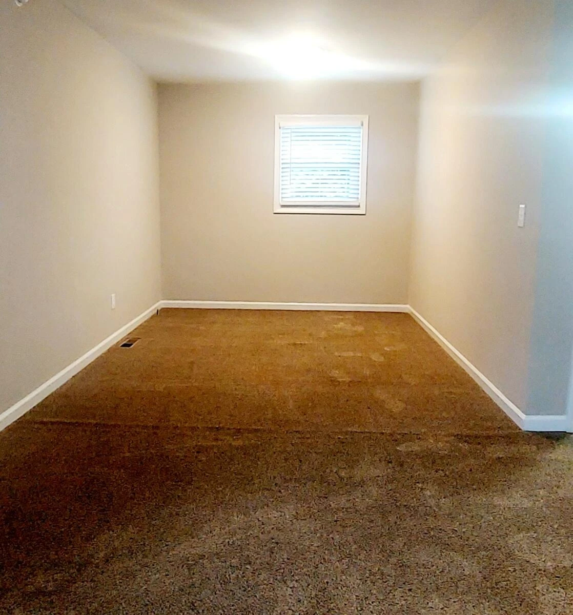 3627 Lilac AVE NW - Photo 11