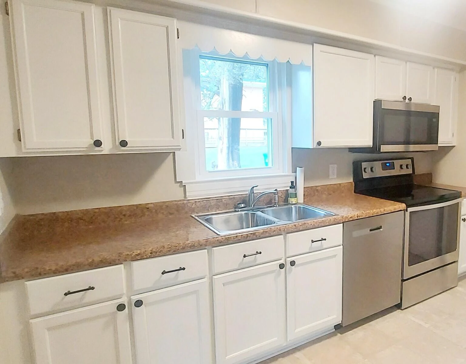 3627 Lilac AVE NW - Photo 13