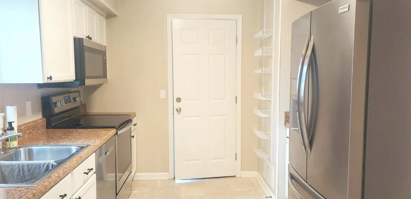 3627 Lilac AVE NW - Photo 14