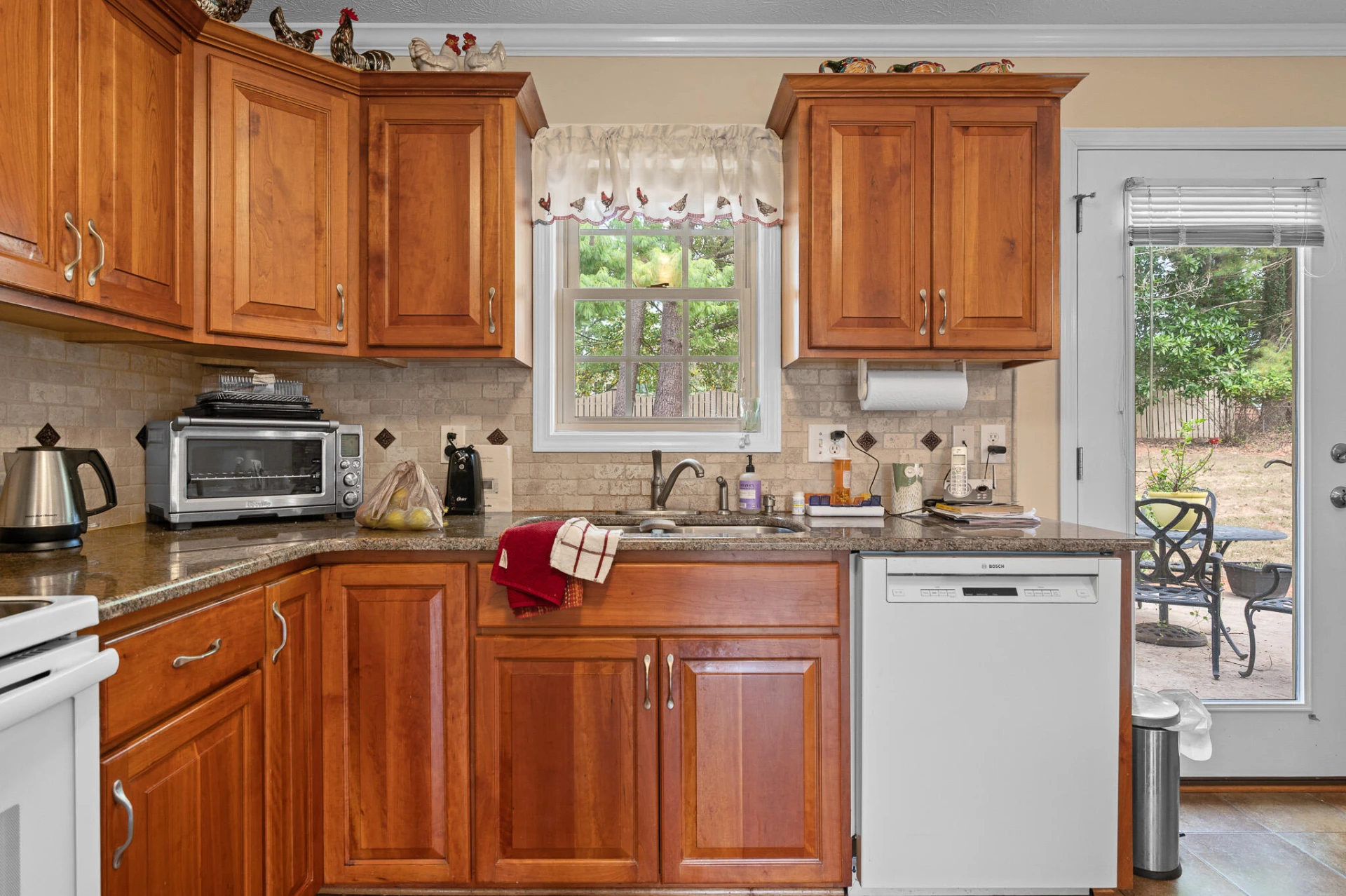 1728 Wycliffe ST - Photo 13