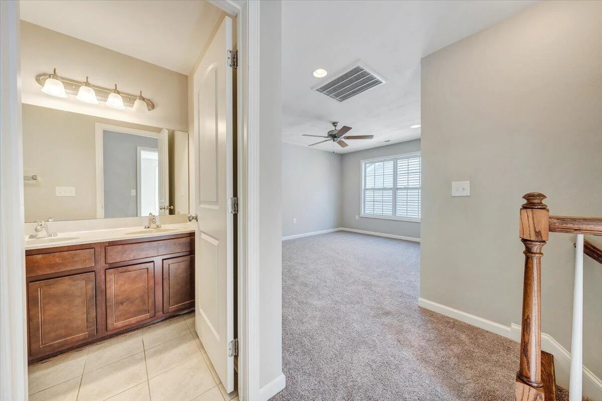 4264 Hannah Belle WAY - Photo 18