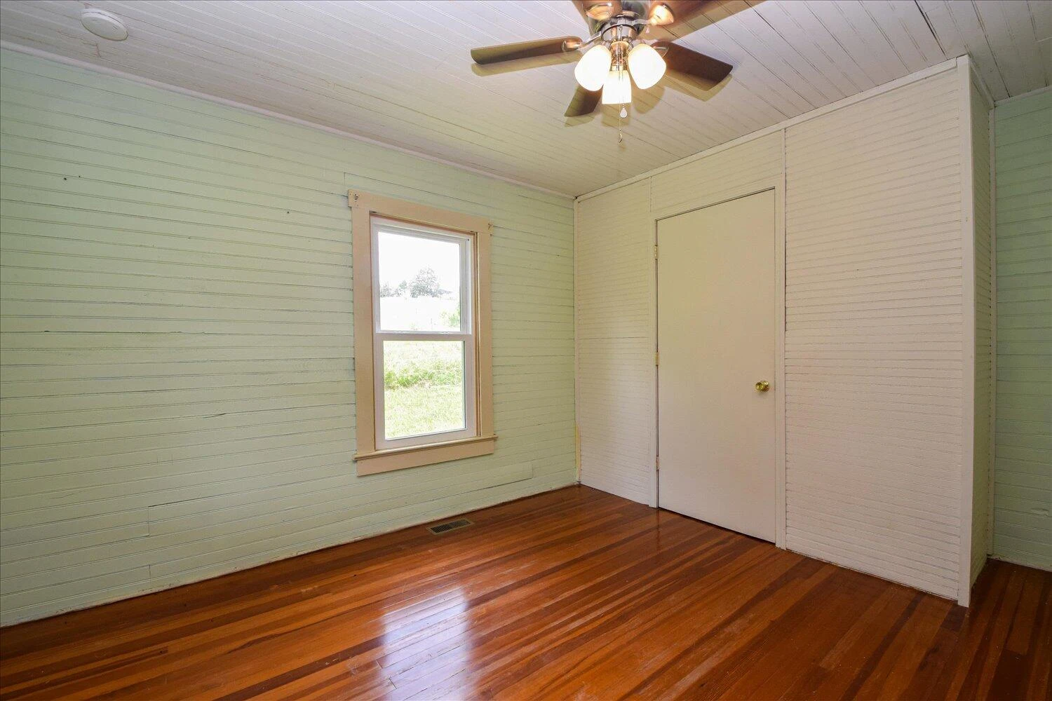 8580 Blacksburg RD - Photo 13