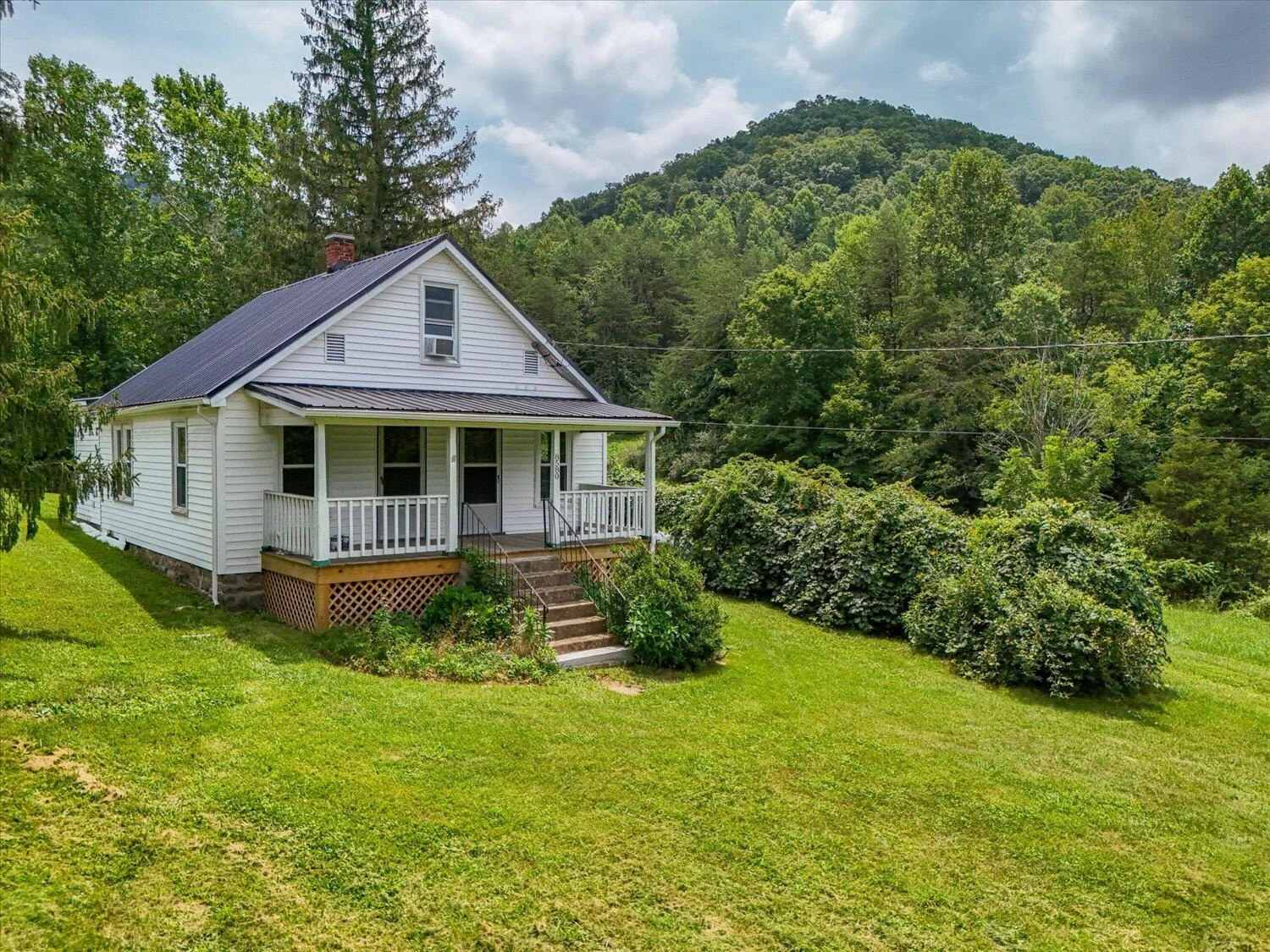 8580 Blacksburg RD - Photo 23