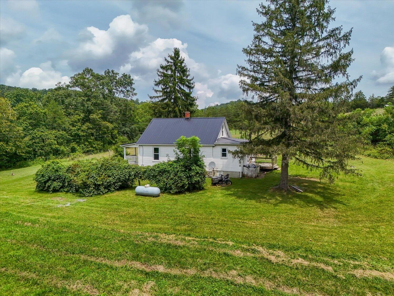8580 Blacksburg RD - Photo 28