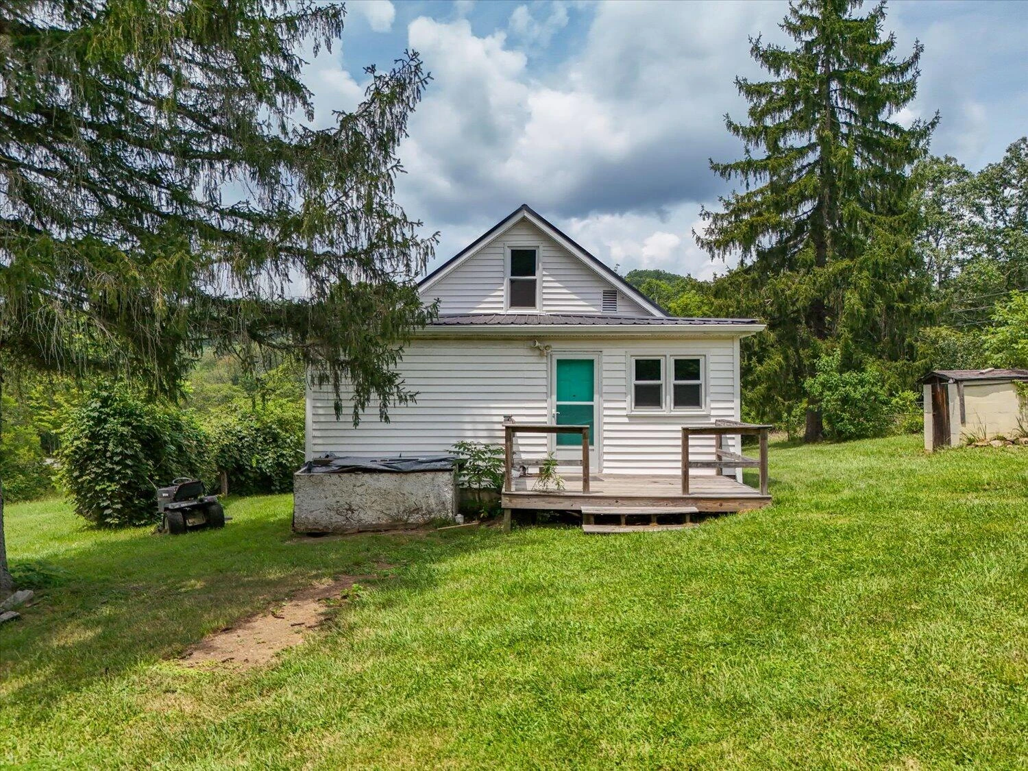 8580 Blacksburg RD - Photo 29