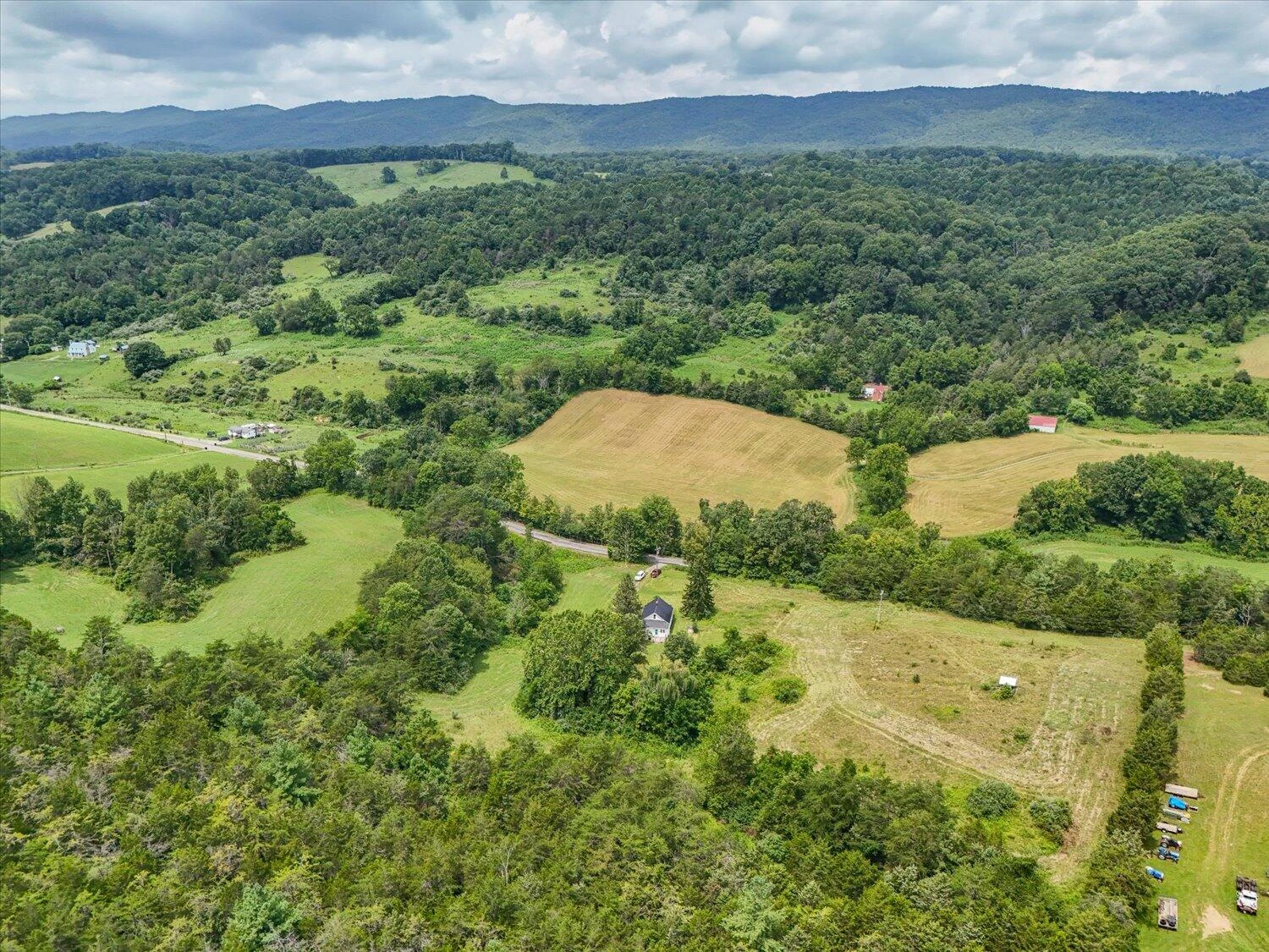 8580 Blacksburg RD - Photo 38