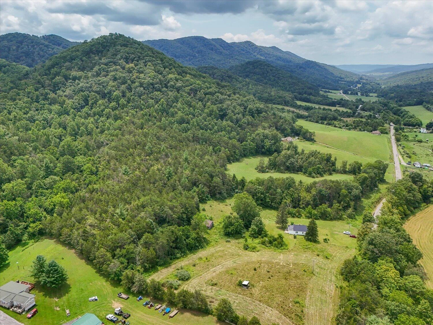 8580 Blacksburg RD - Photo 39
