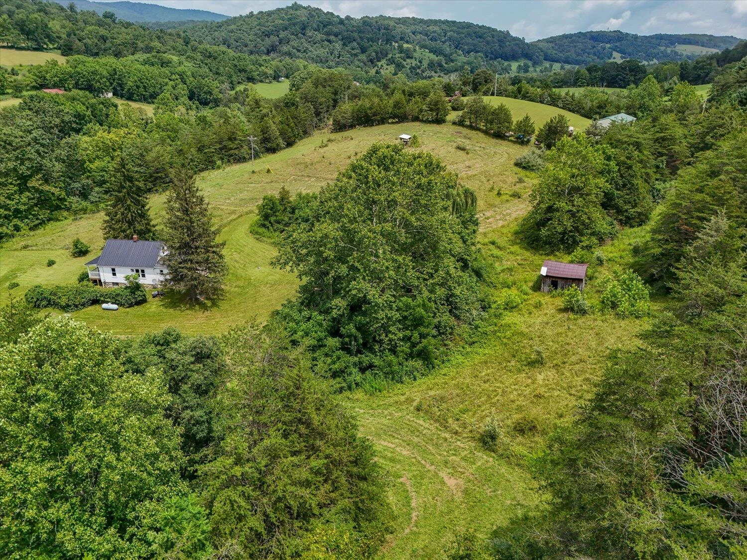 8580 Blacksburg RD - Photo 46