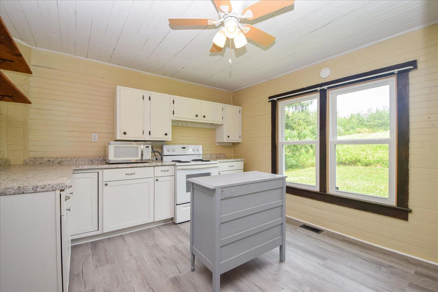 8580 Blacksburg RD - Photo 8