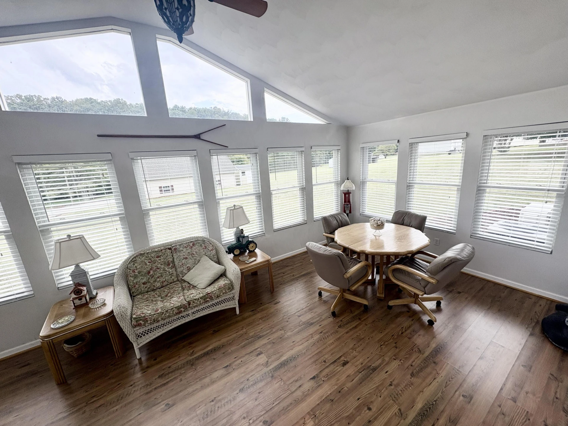 2543 Rutrough RD - Photo 18