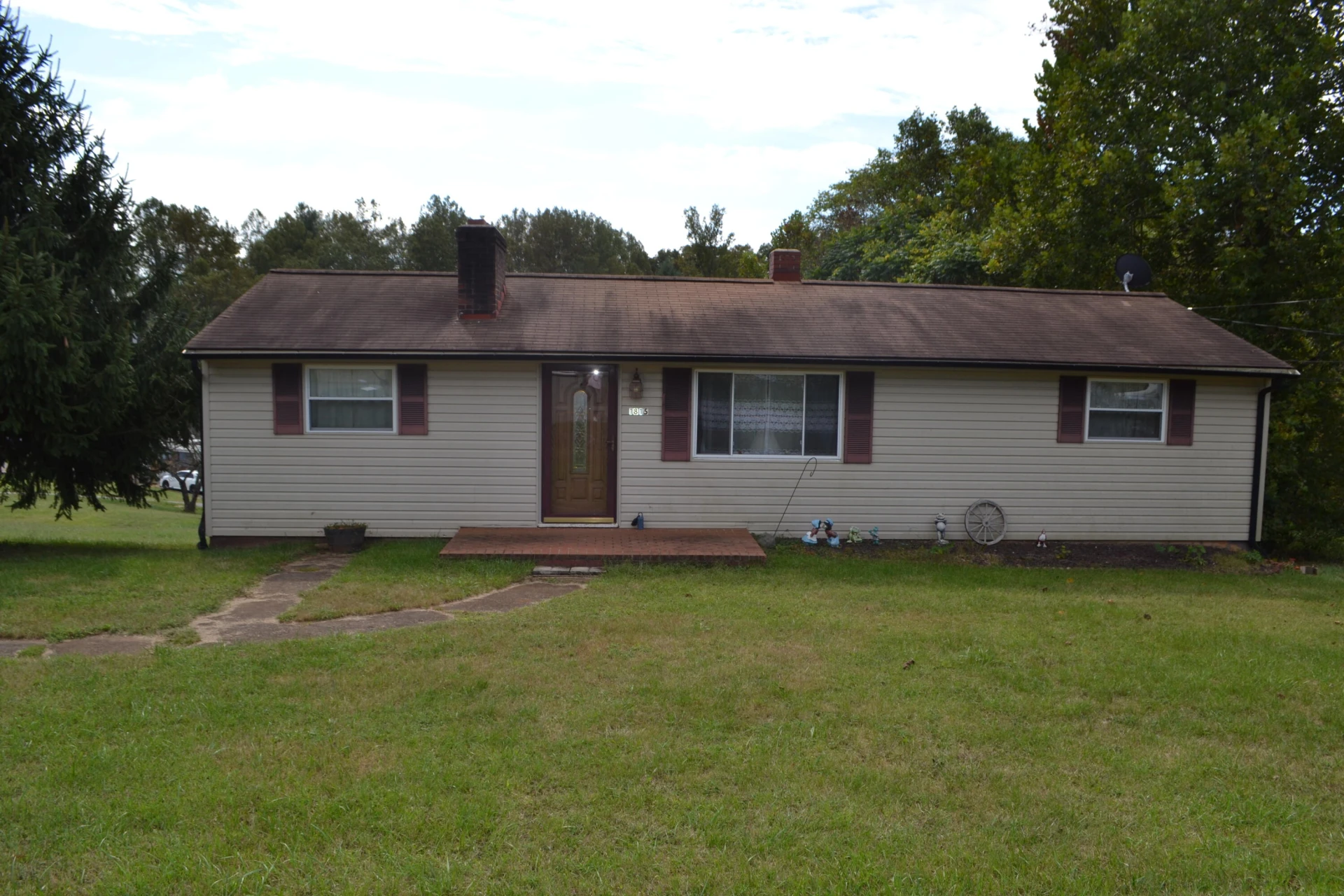 1815 Scuffling Hill RD - Photo 2