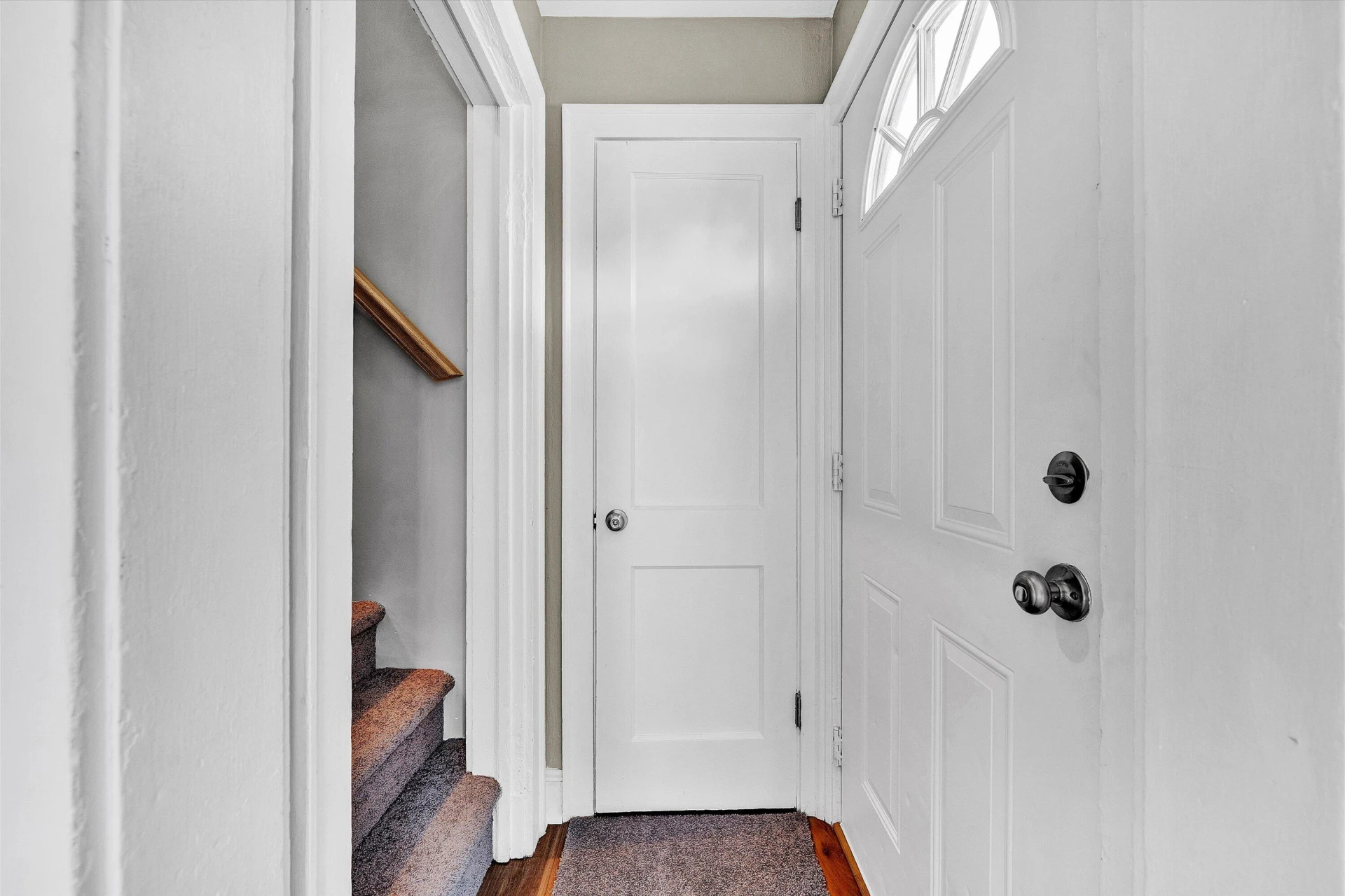 2719 Edison ST NE - Photo 4
