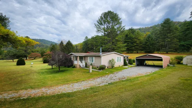 1015 Bolars Draft RD, Warm Springs, VA, 24484