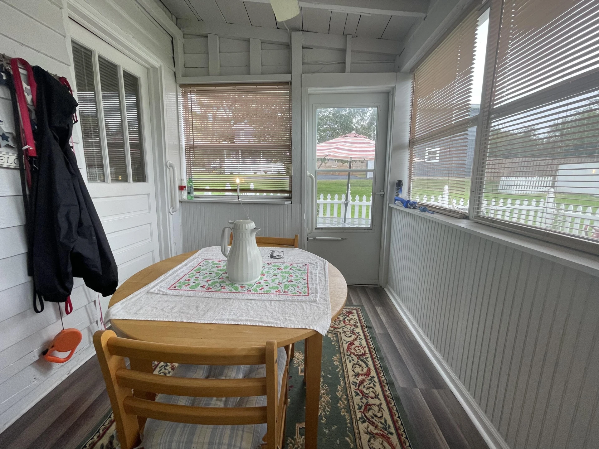 721 Grove ST - Photo 18