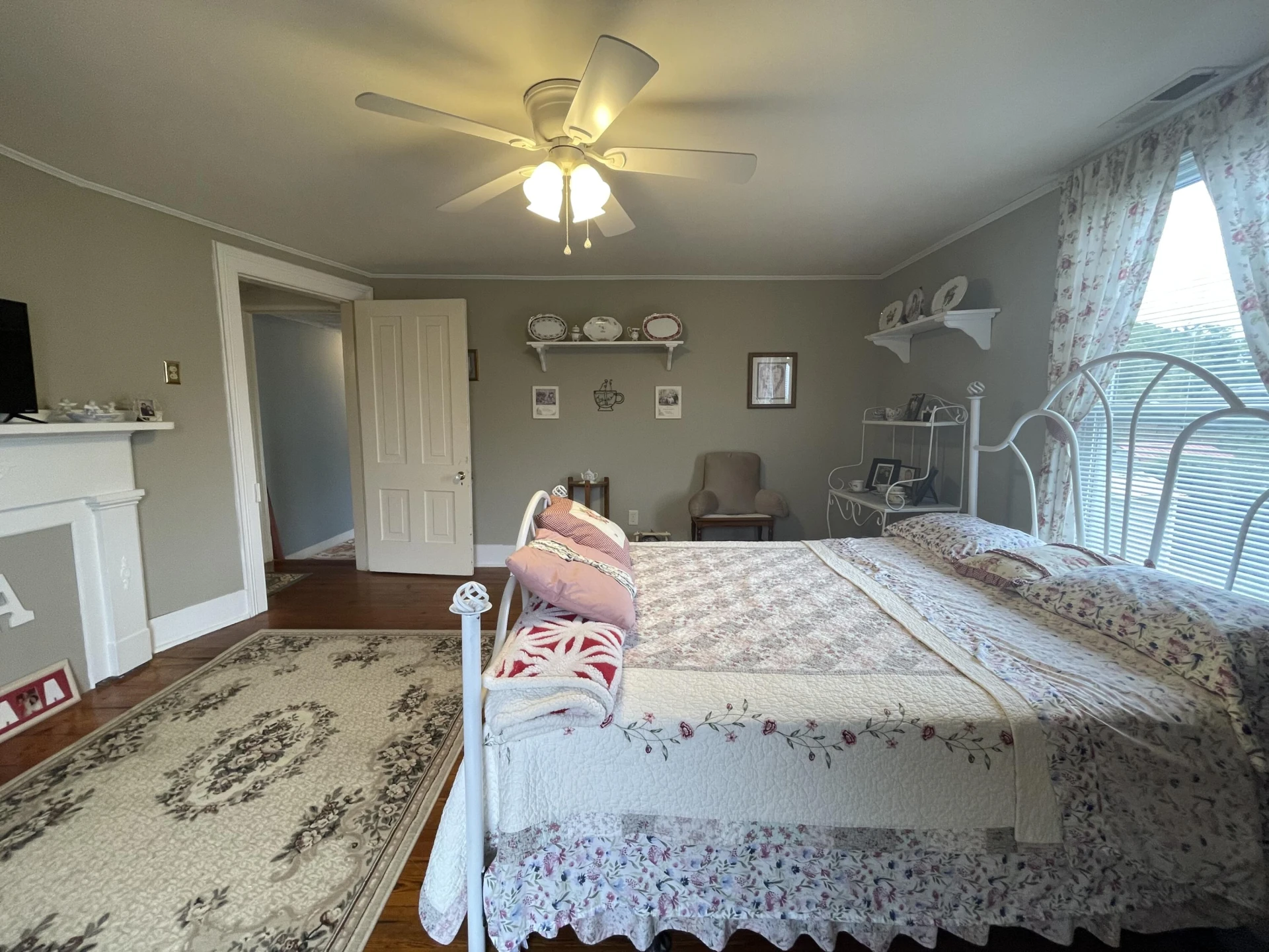 721 Grove ST - Photo 47