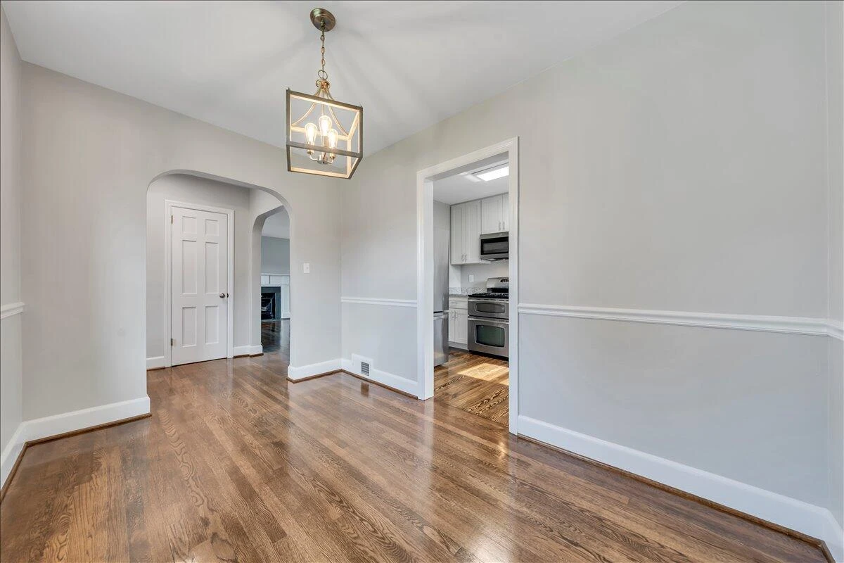 3935 Richland AVE NW - Photo 11