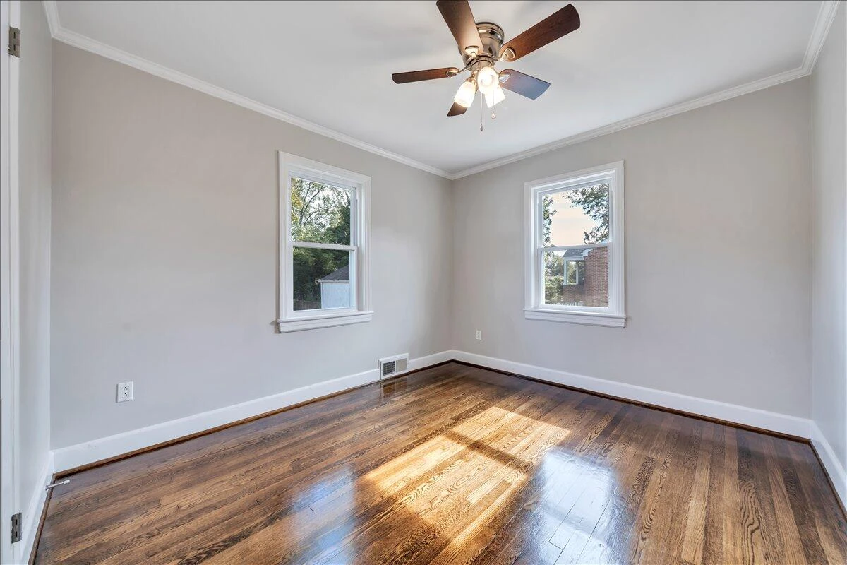 3935 Richland AVE NW - Photo 19