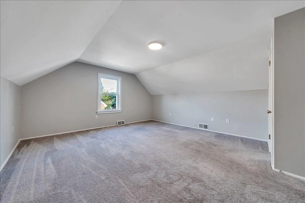 3935 Richland AVE NW - Photo 29