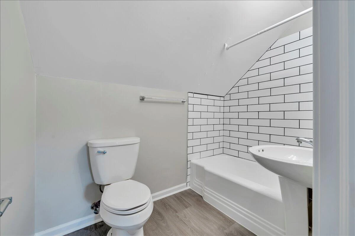 3935 Richland AVE NW - Photo 31