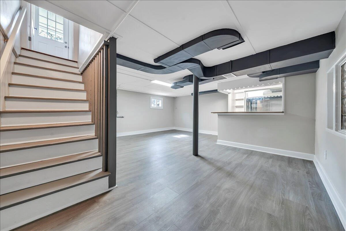 3935 Richland AVE NW - Photo 34