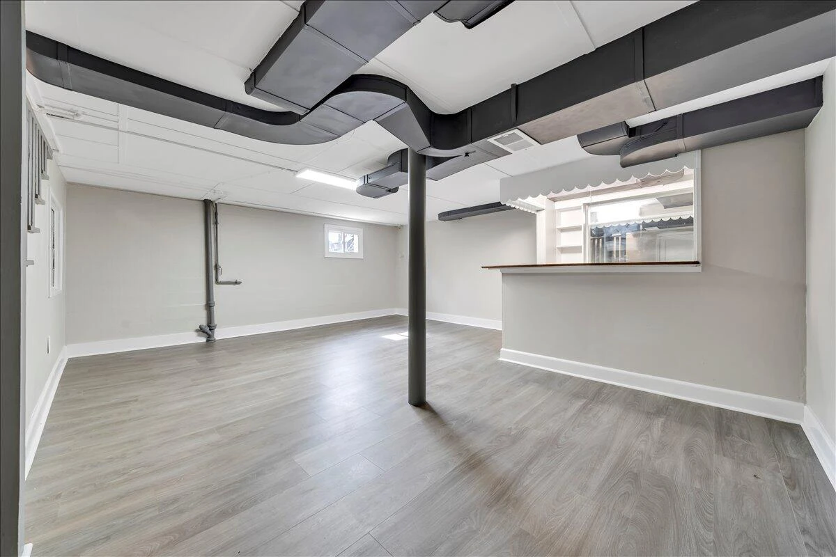 3935 Richland AVE NW - Photo 35