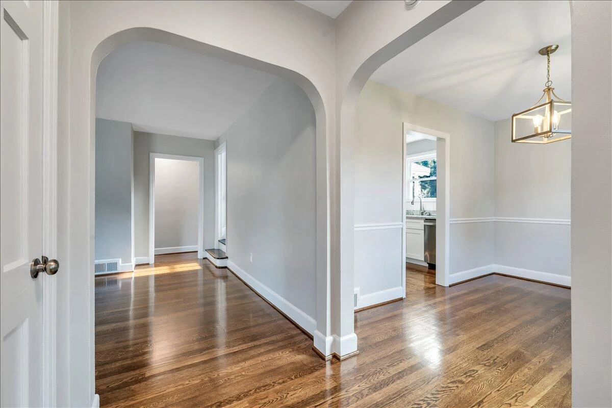 3935 Richland AVE NW - Photo 4