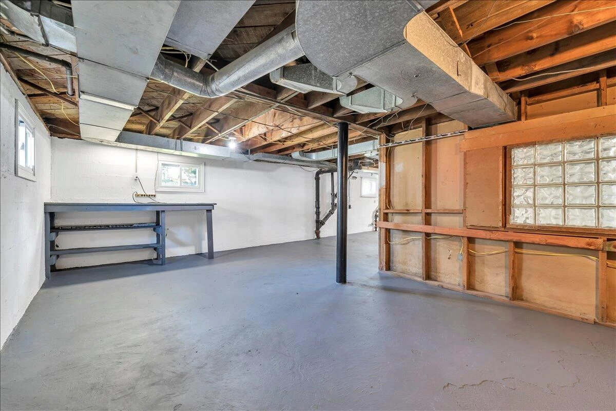 3935 Richland AVE NW - Photo 41