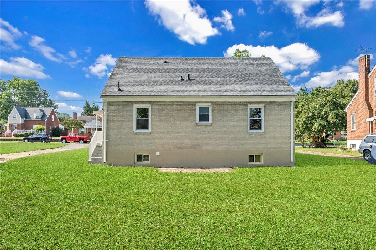 3935 Richland AVE NW - Photo 42