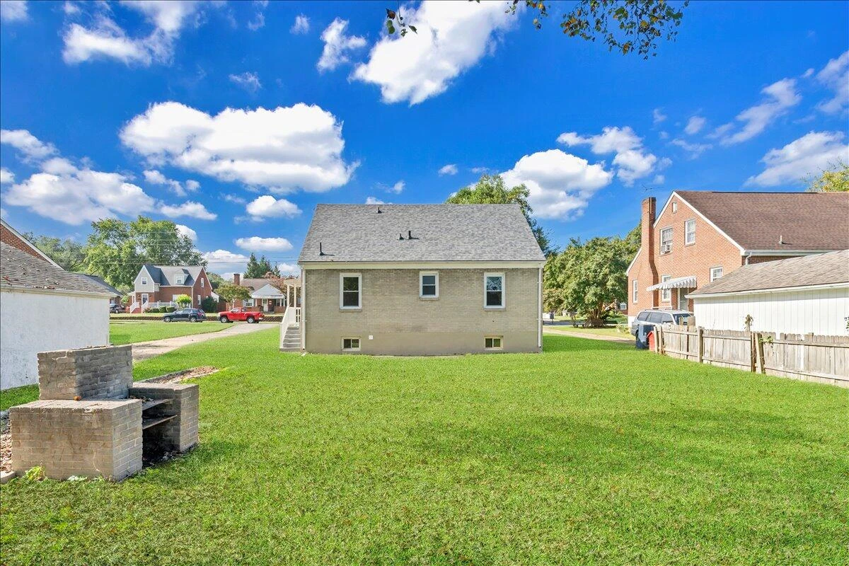3935 Richland AVE NW - Photo 43