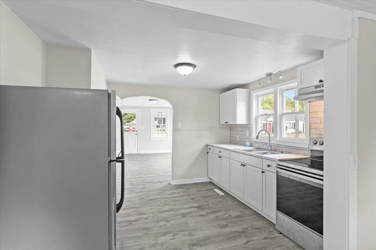 55 Law ST - Photo 16