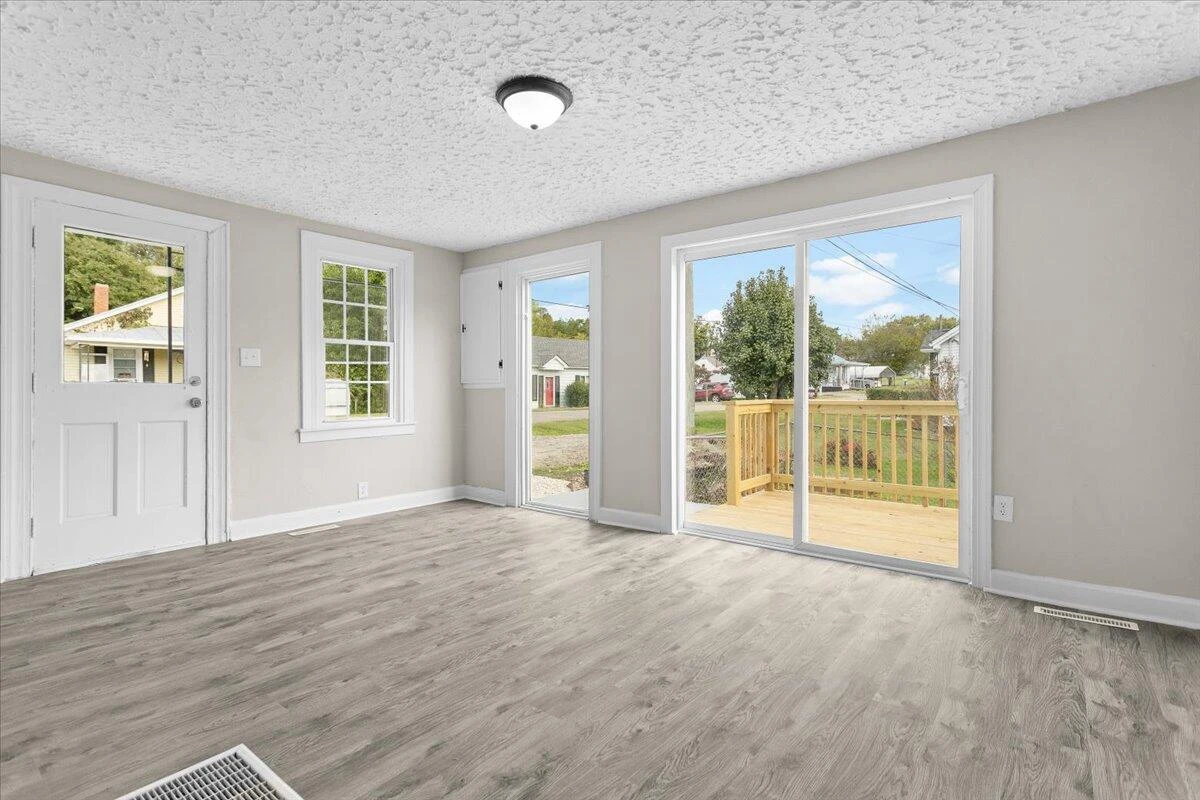 55 Law ST - Photo 6
