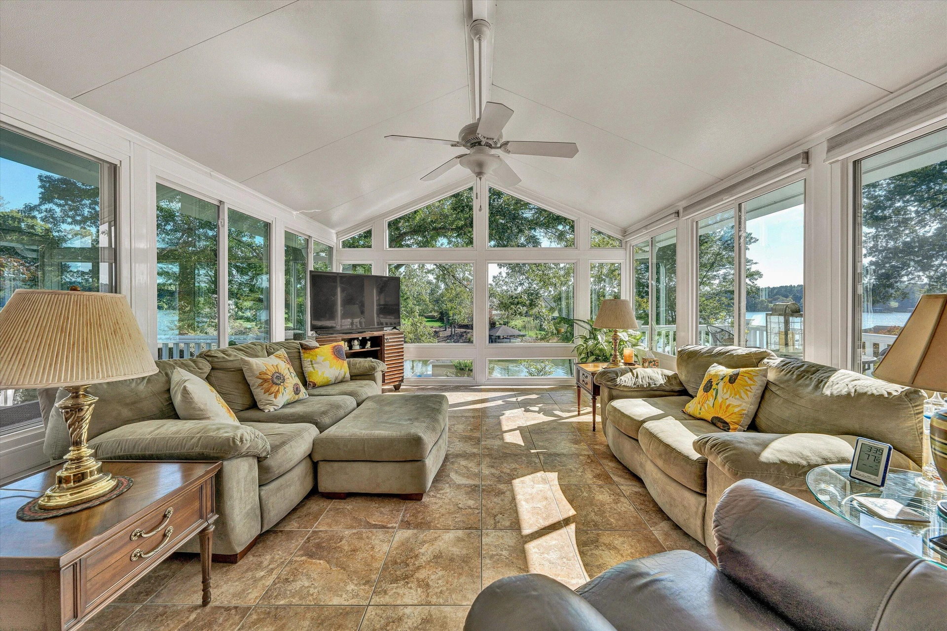 151 Twin Oaks RD - Photo 17