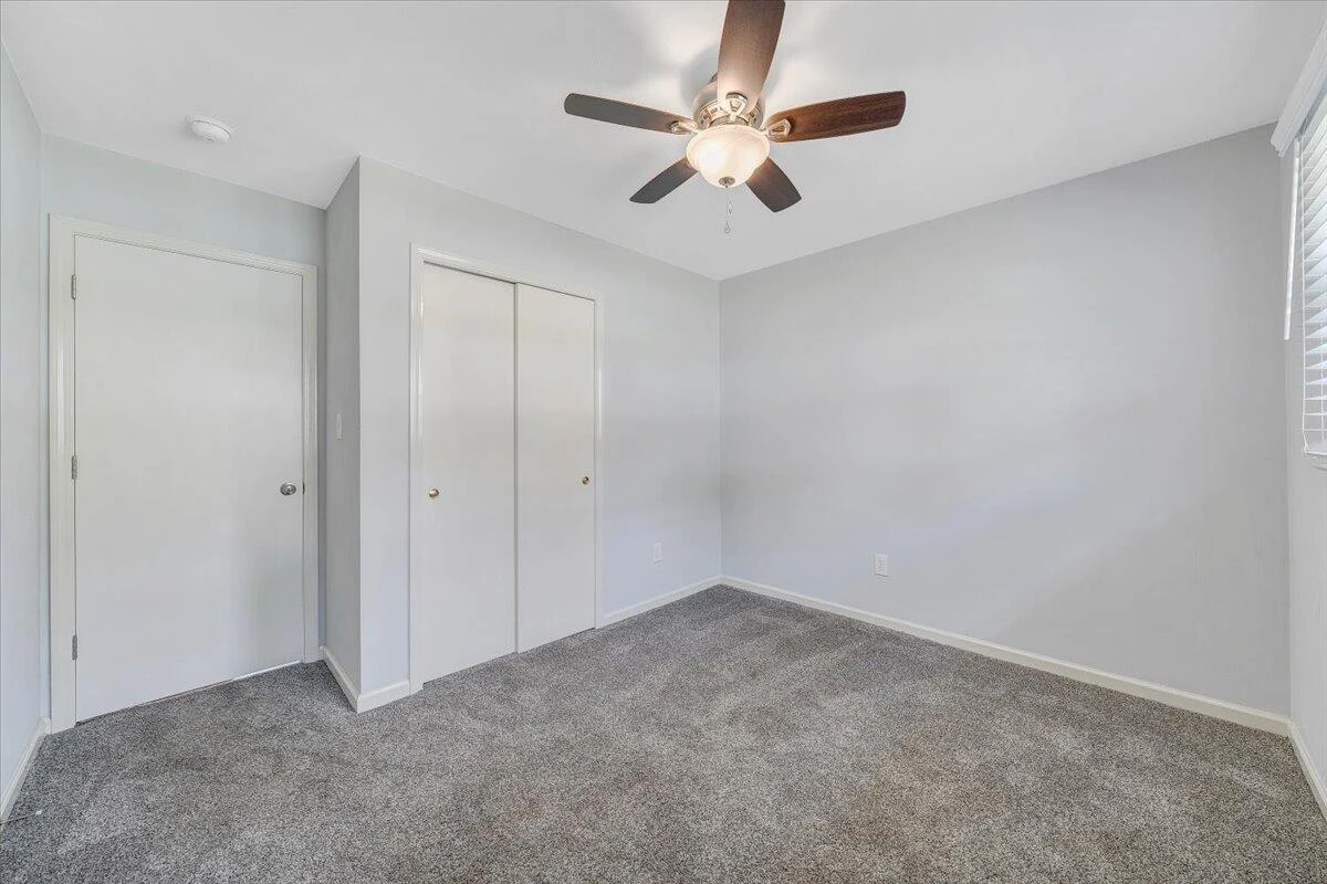 3011 Richard AVE NE - Photo 20