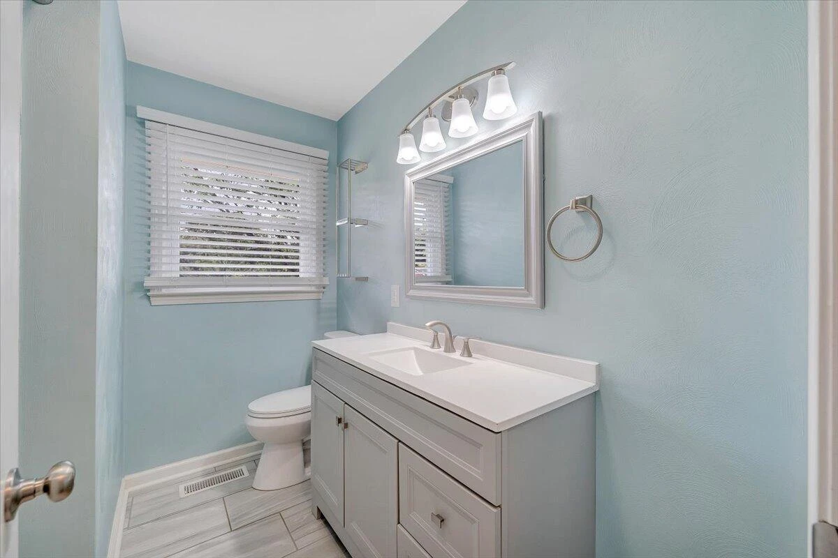 3011 Richard AVE NE - Photo 26