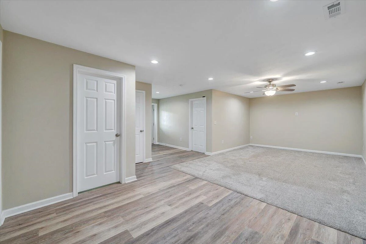 3011 Richard AVE NE - Photo 31