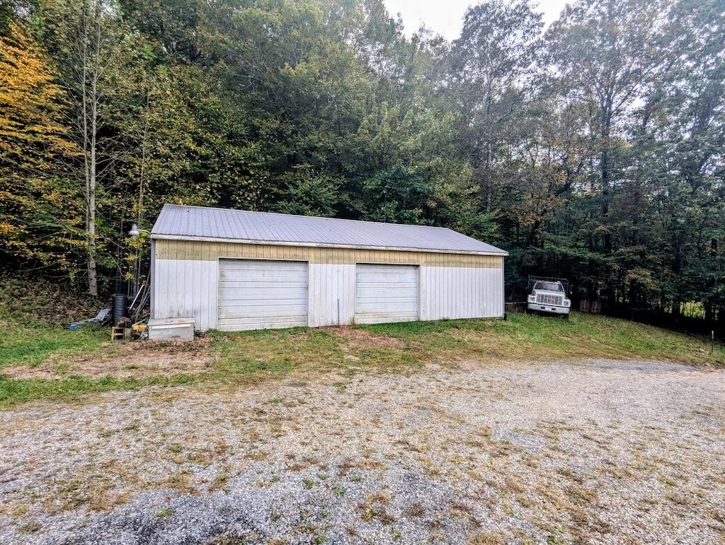 173 Hubbard RD SW - Photo 43