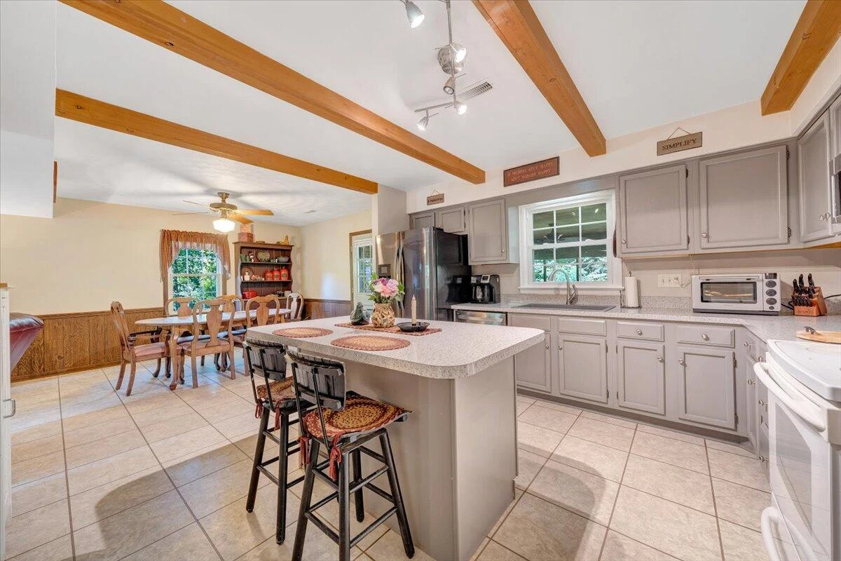 5651 North Lake DR - Photo 17