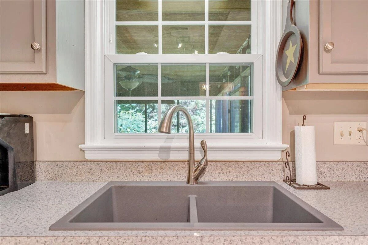 5651 North Lake DR - Photo 18
