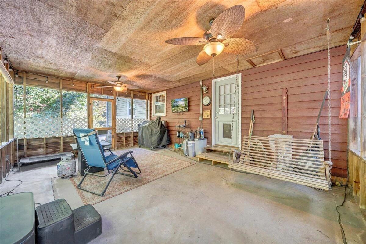 5651 North Lake DR - Photo 22