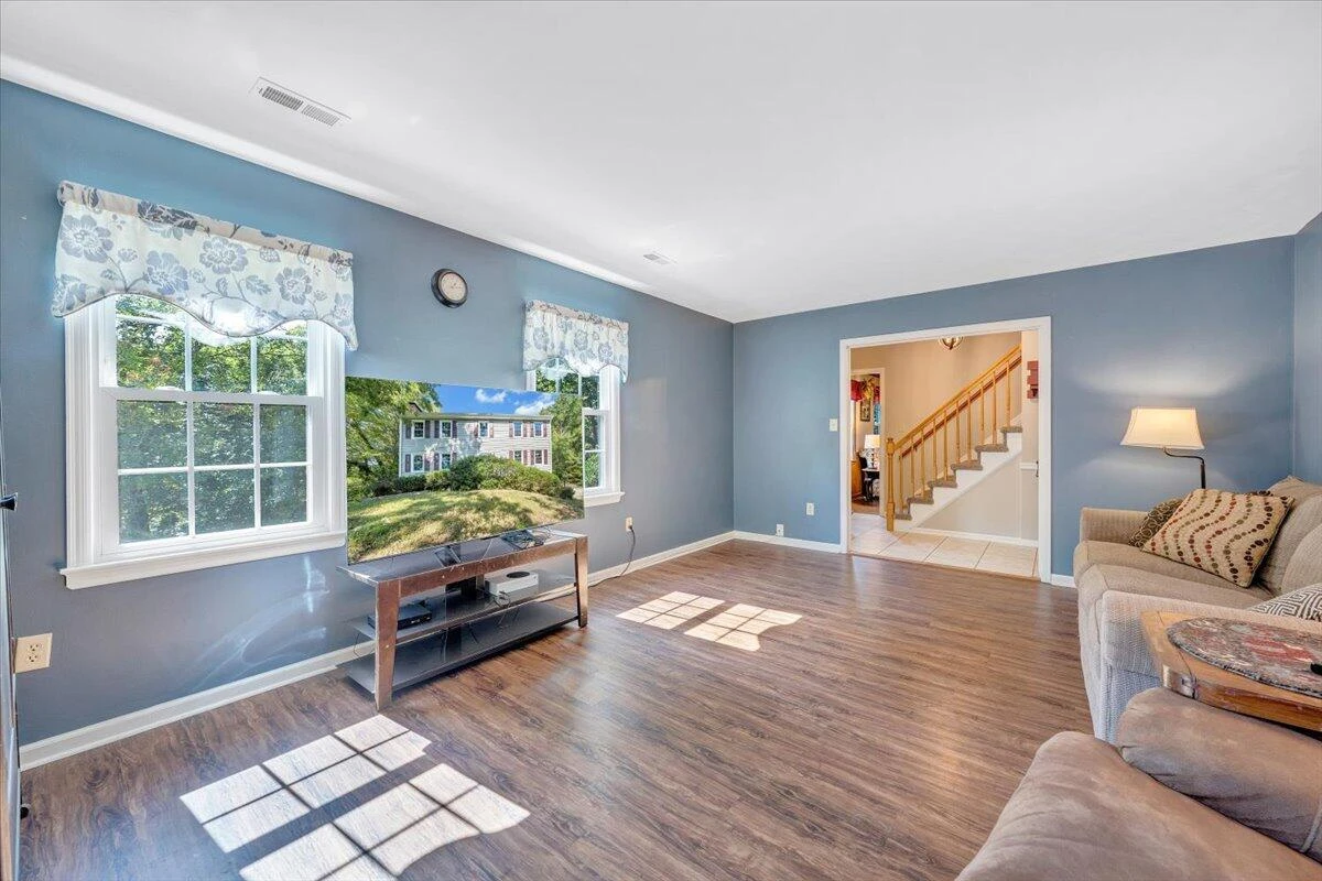 5651 North Lake DR - Photo 33