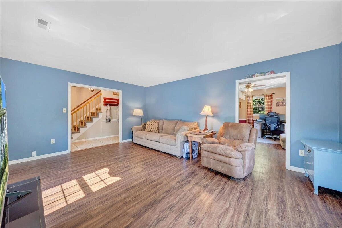 5651 North Lake DR - Photo 35