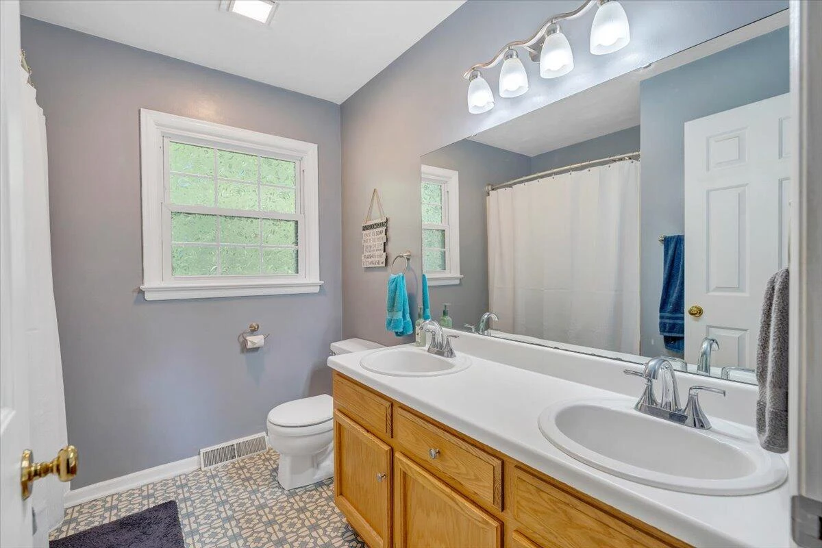 5651 North Lake DR - Photo 41