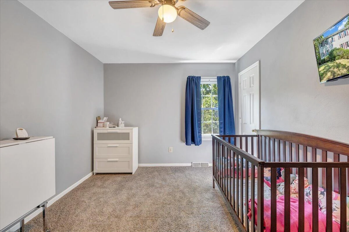 5651 North Lake DR - Photo 43