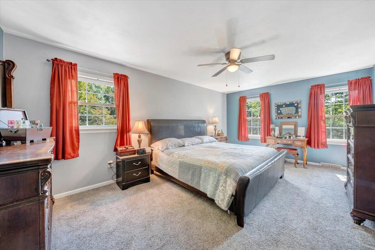 5651 North Lake DR - Photo 45