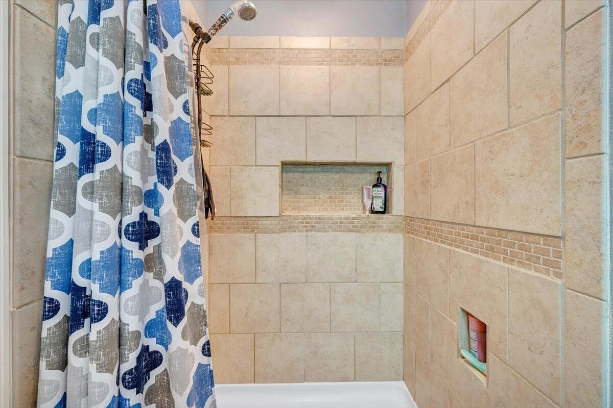 5651 North Lake DR - Photo 51