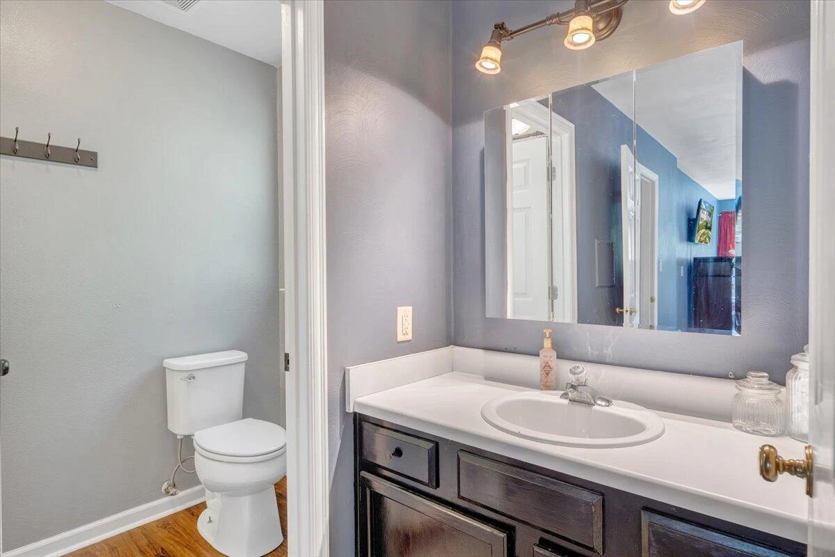 5651 North Lake DR - Photo 52