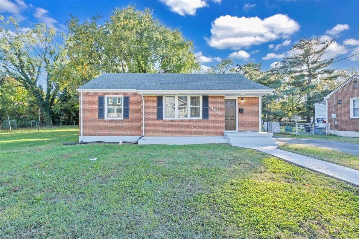 1018 Greenhurst AVE NW - Photo 48