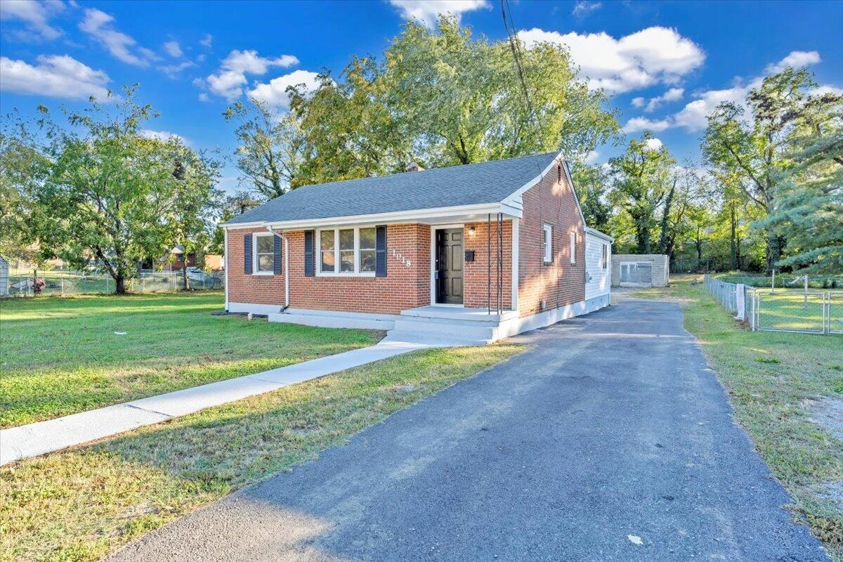 1018 Greenhurst AVE NW - Photo 49