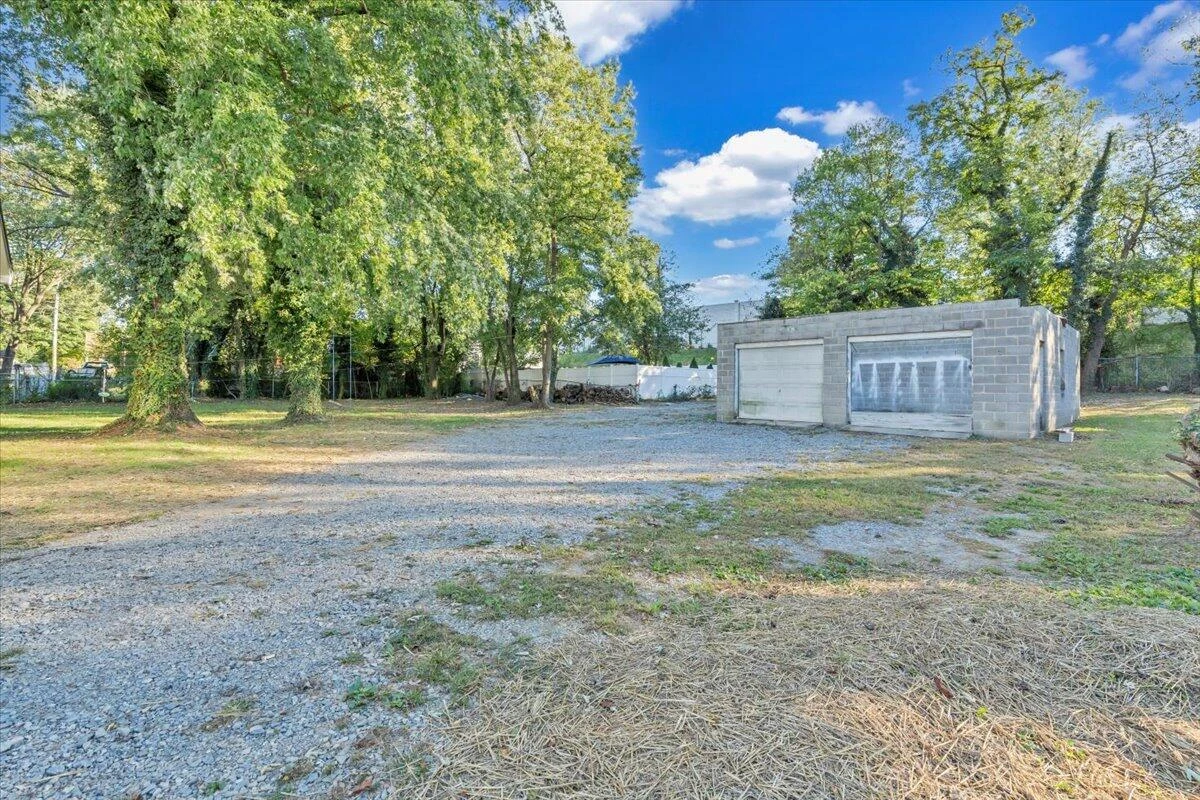 1018 Greenhurst AVE NW - Photo 50