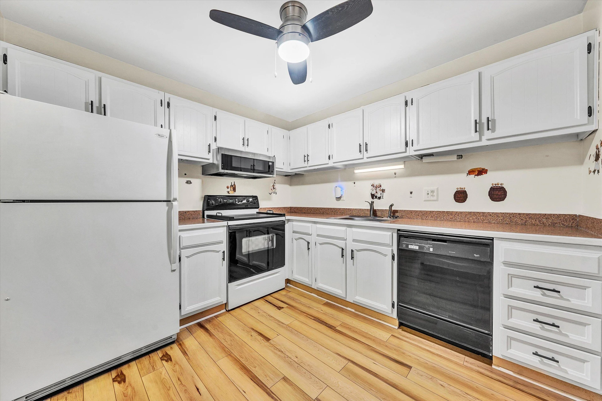 3531 Peters Creek RD #218 - Photo 9